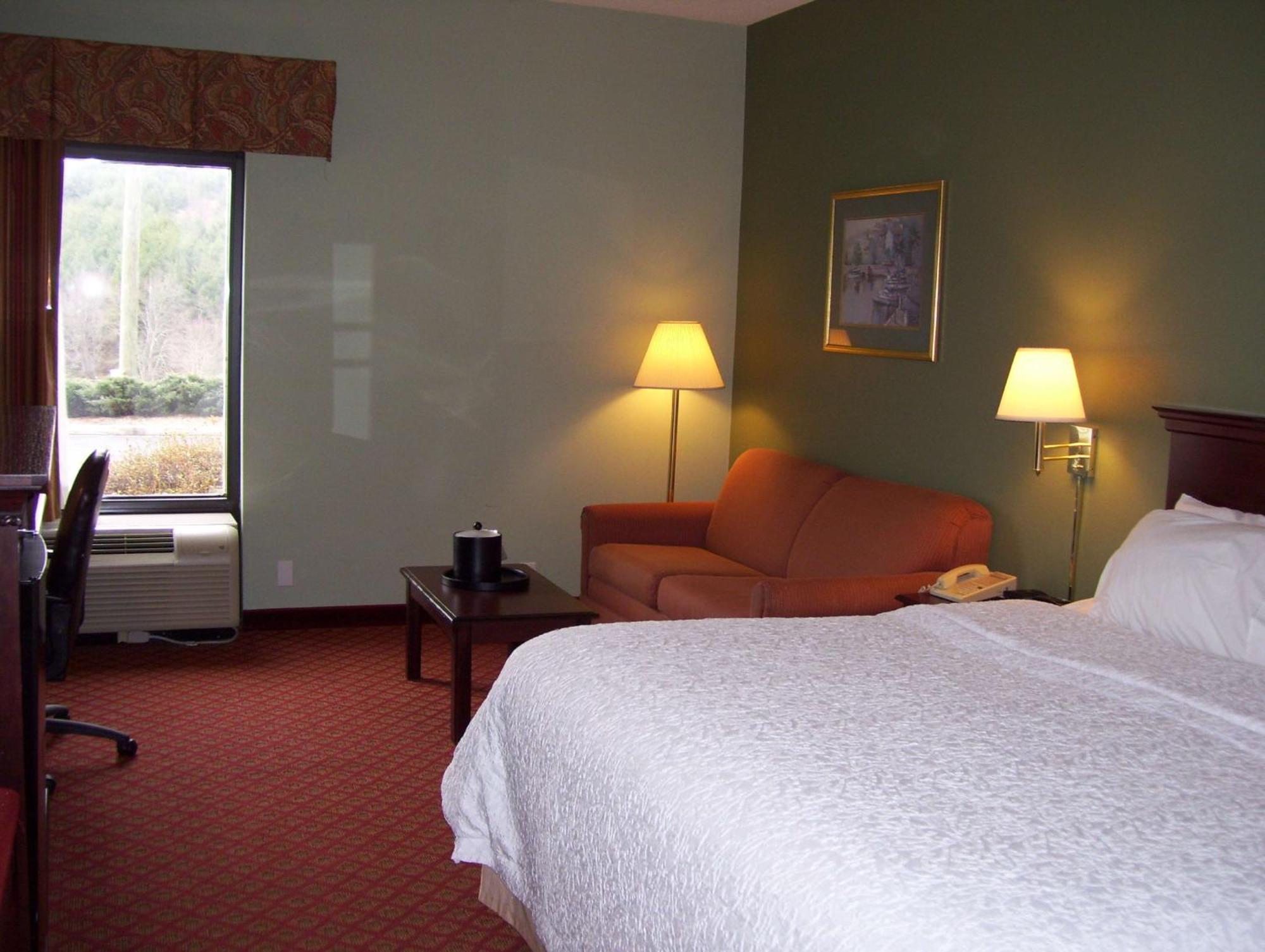 Hampton Inn - Hillsville Extérieur photo